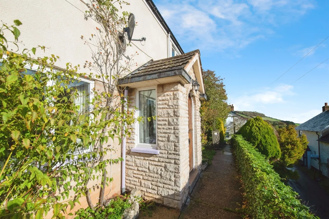 Trafalgar Terrace, Branscombe, EX12, photo 14