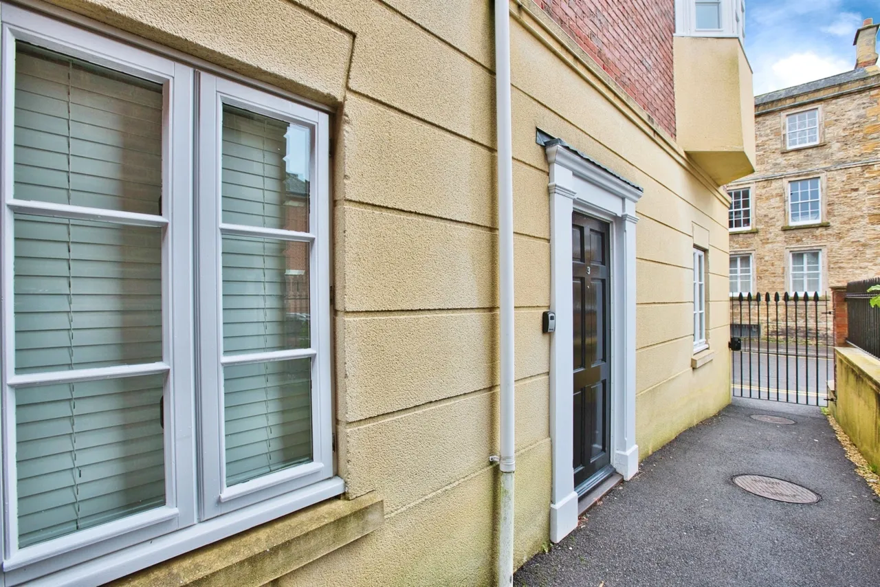 Hendford, Yeovil, BA20, photo 14