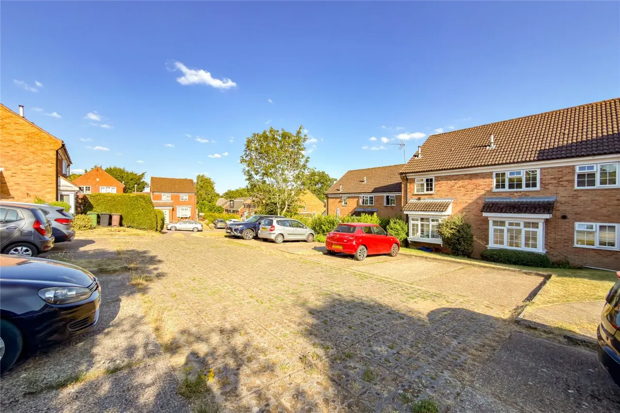 Ashdales, St. Albans, Hertfordshire, AL1 2RA, photo 11