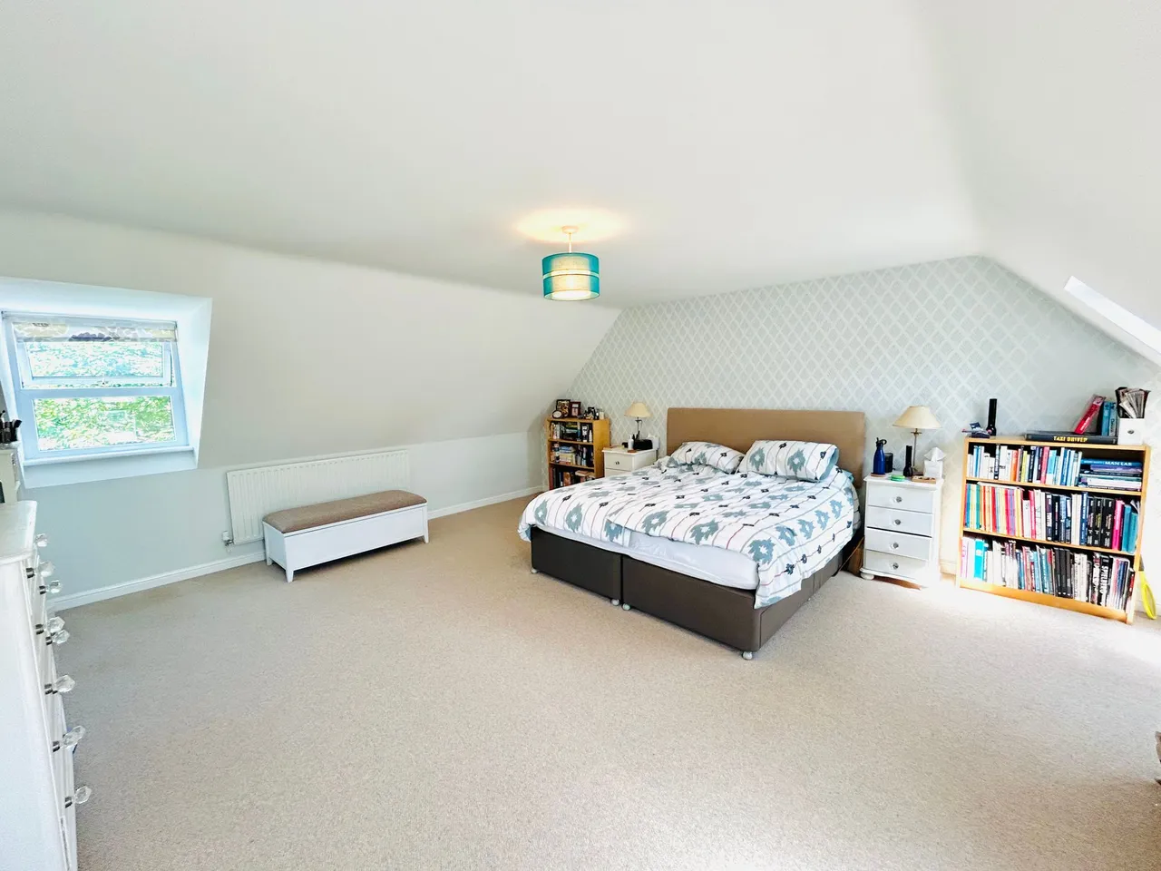 Bucklow Gardens, Lymm, photo 10