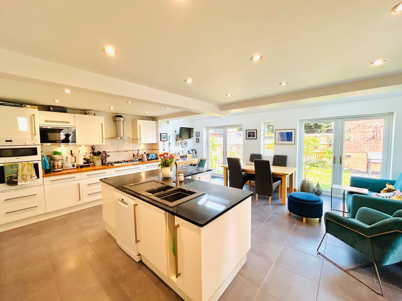 Bucklow Gardens, Lymm, photo 2