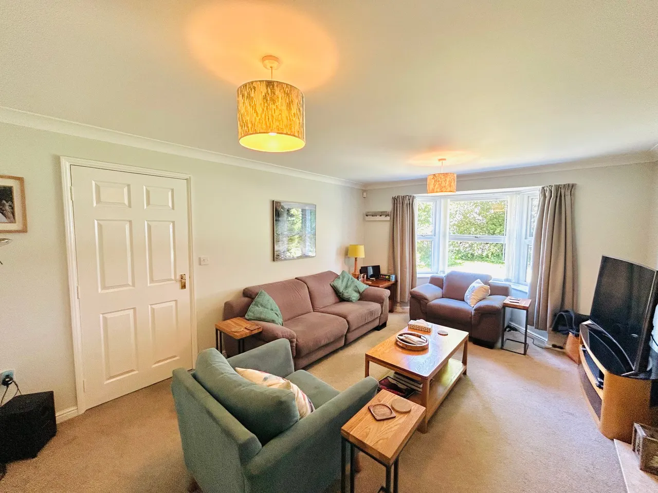 Bucklow Gardens, Lymm, photo 8