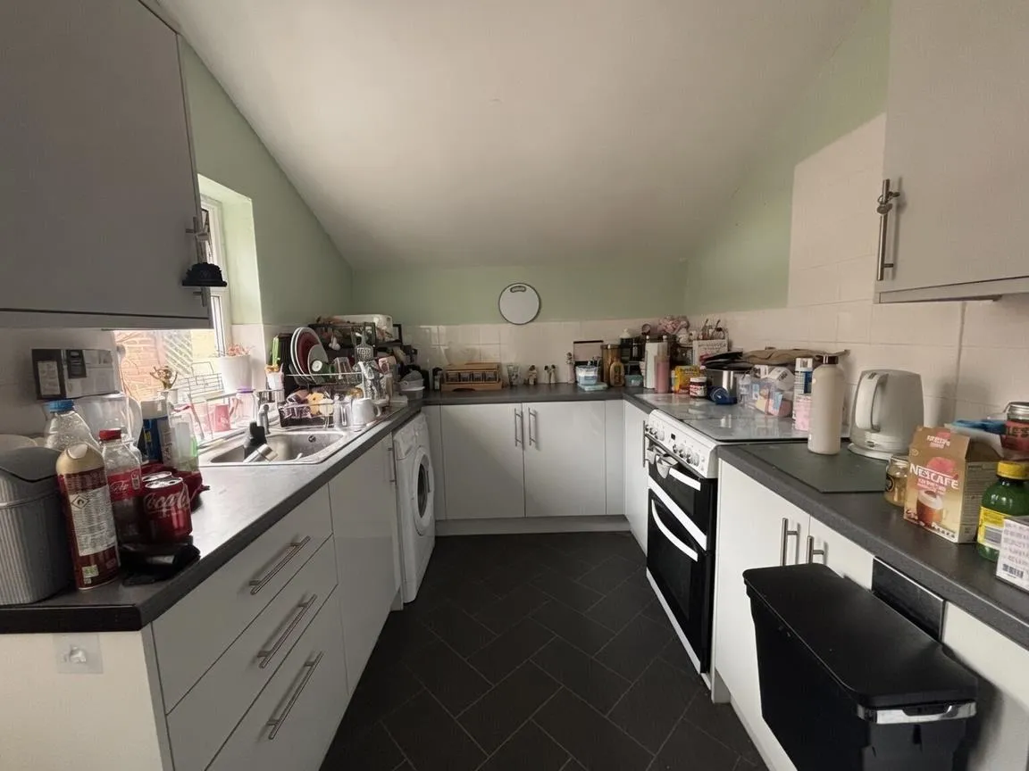 Cansfield Grove, Ashton-In-Makerfield, WN4, photo 3