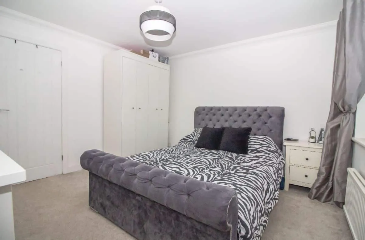Milton Road, Waterlooville, PO8 8LB, photo 16