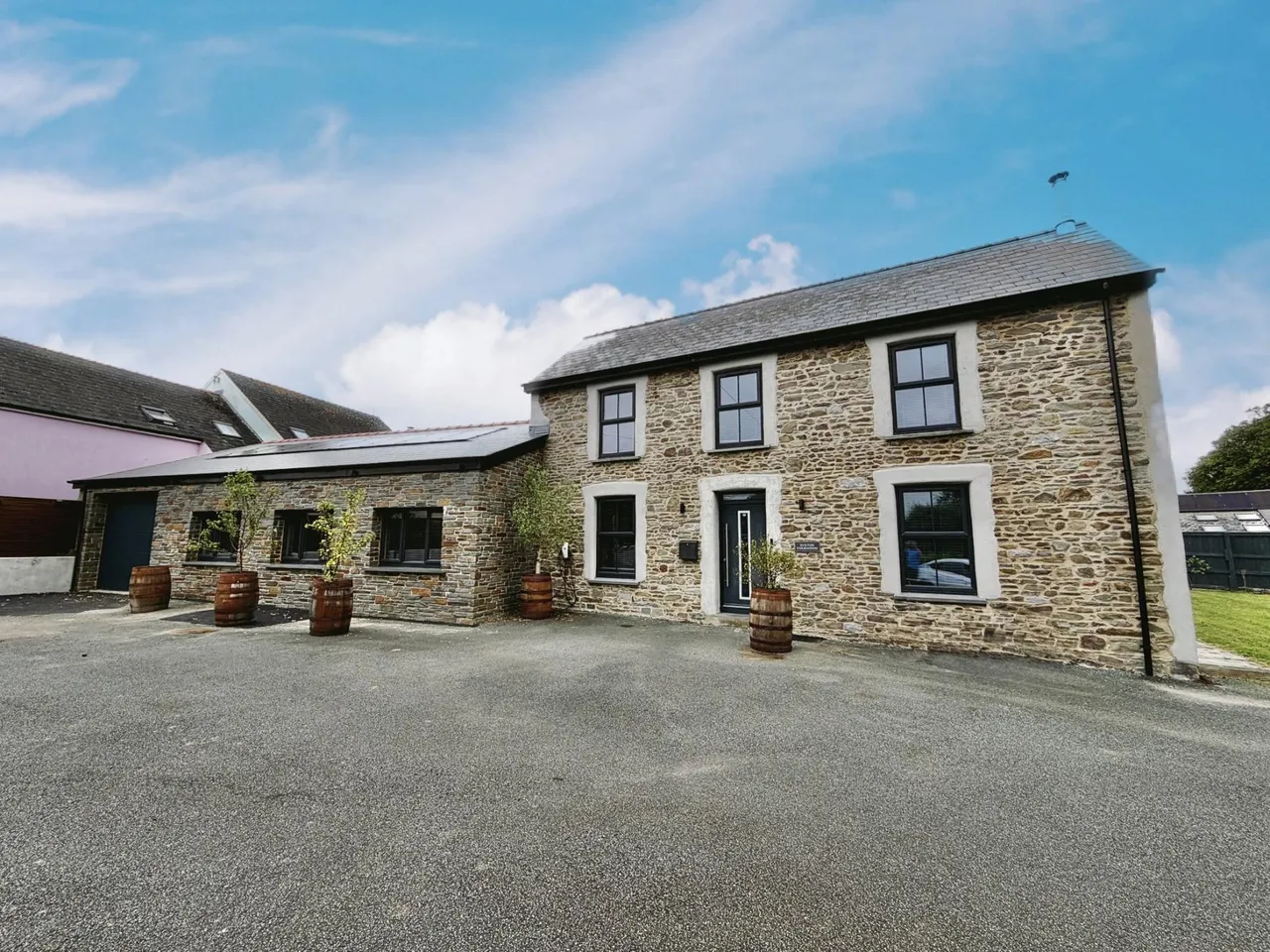 5 bed house for sale, Burton, SA73