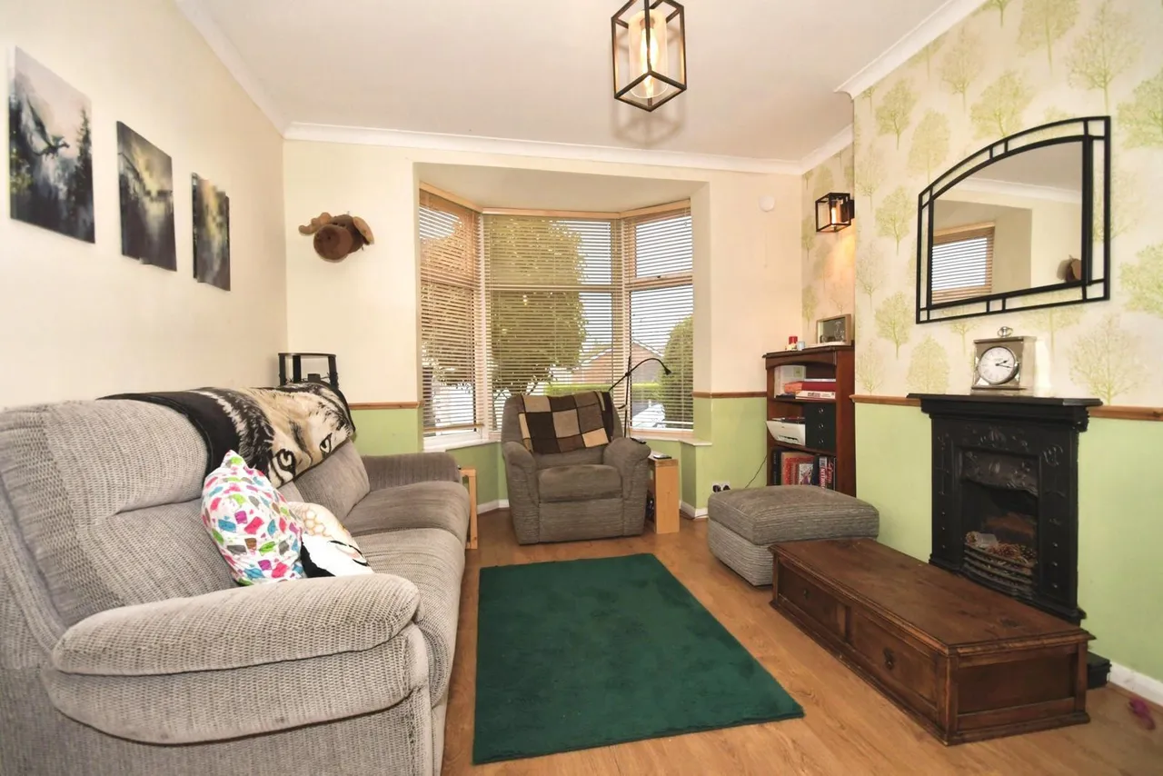 Prospect Road, Old Whittington, Chesterfield, Derbyshire, S41, photo 3