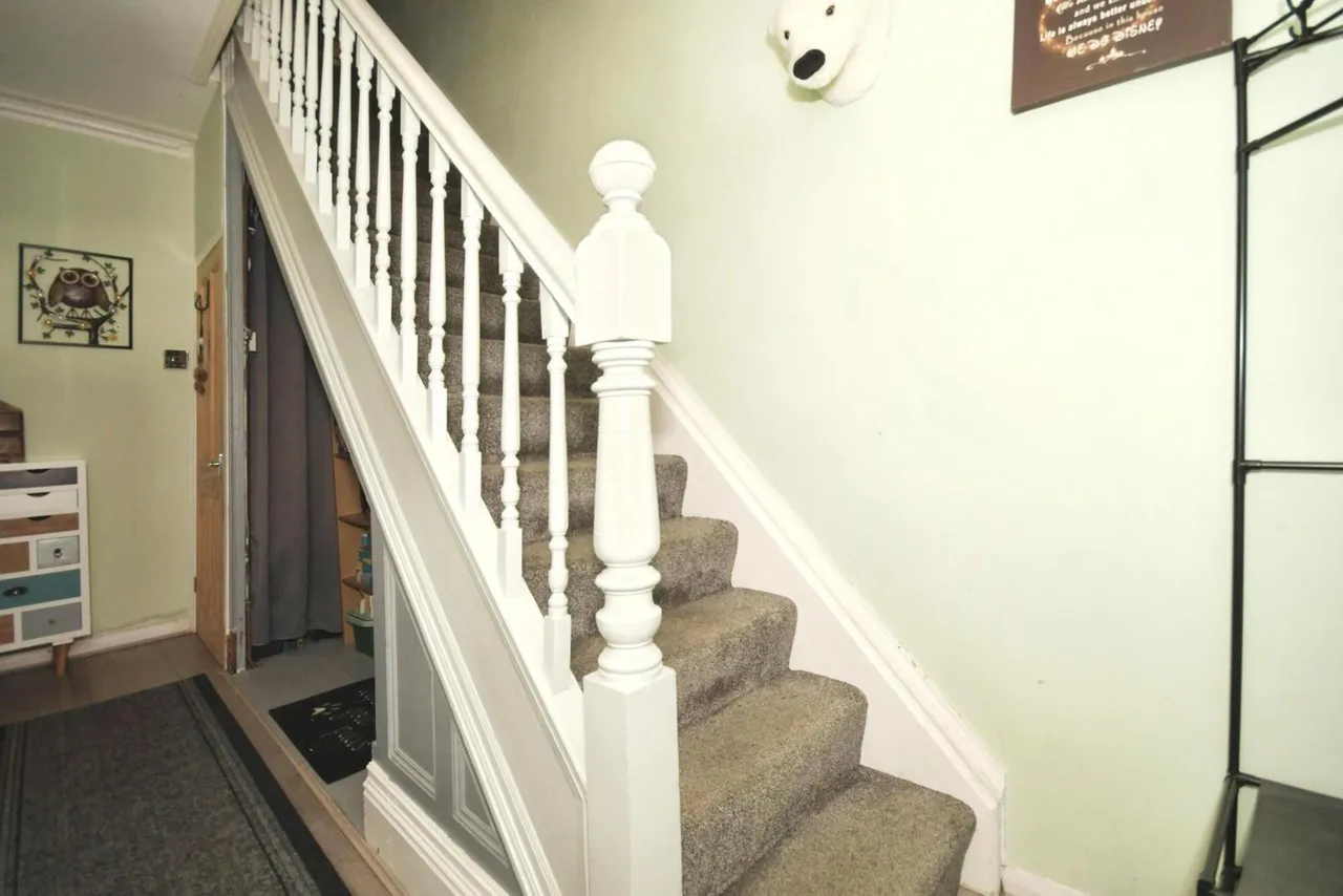 Prospect Road, Old Whittington, Chesterfield, Derbyshire, S41, photo 2