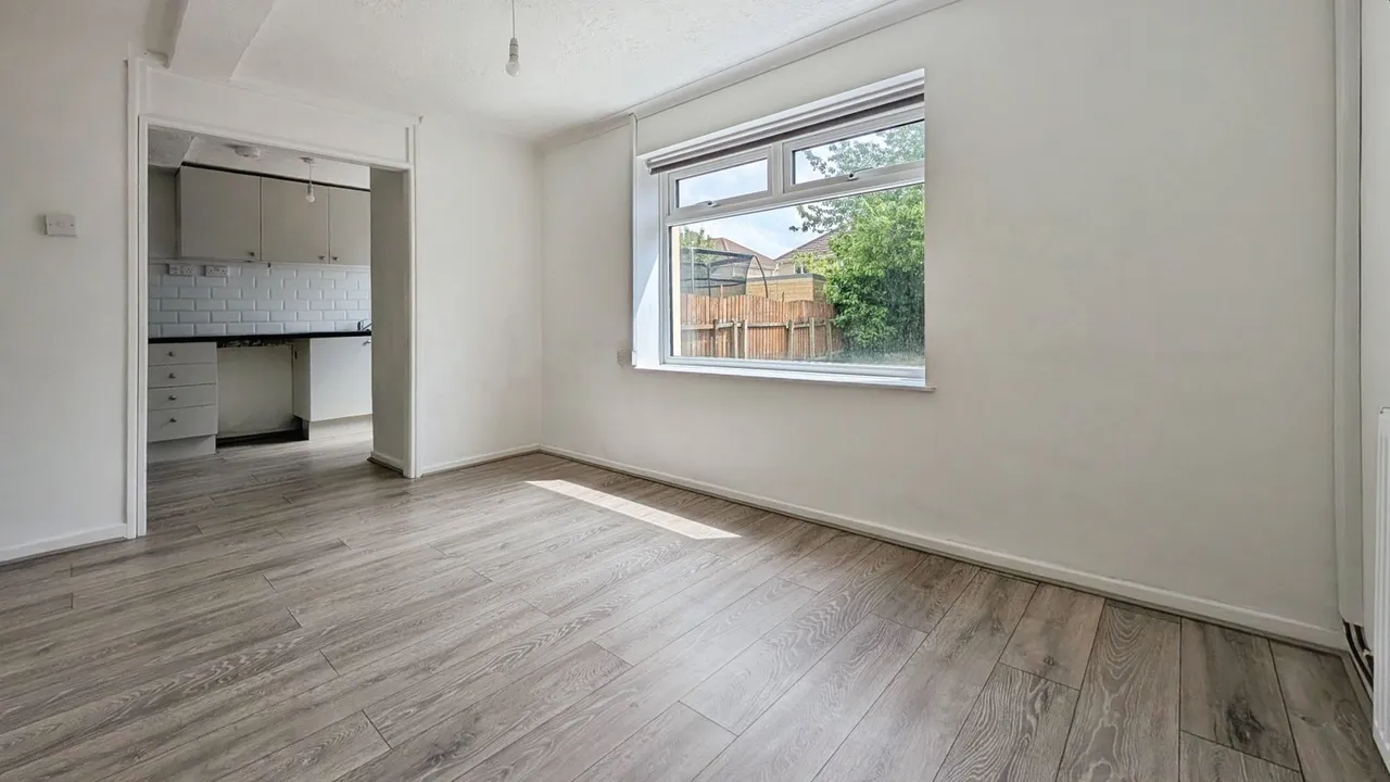 Southville Road, Port Talbot, SA12 7DS, photo 2