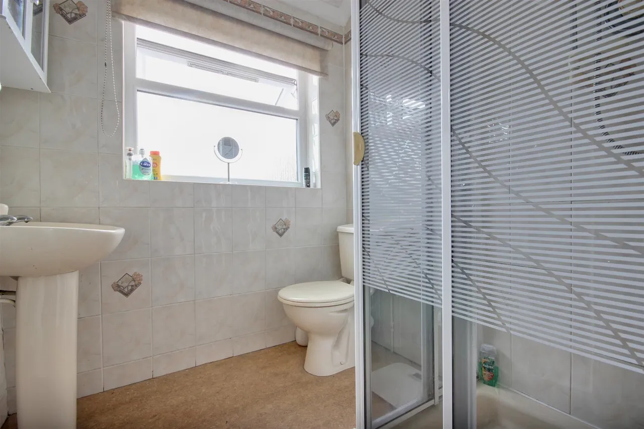 Manor Road, Hull, photo 7