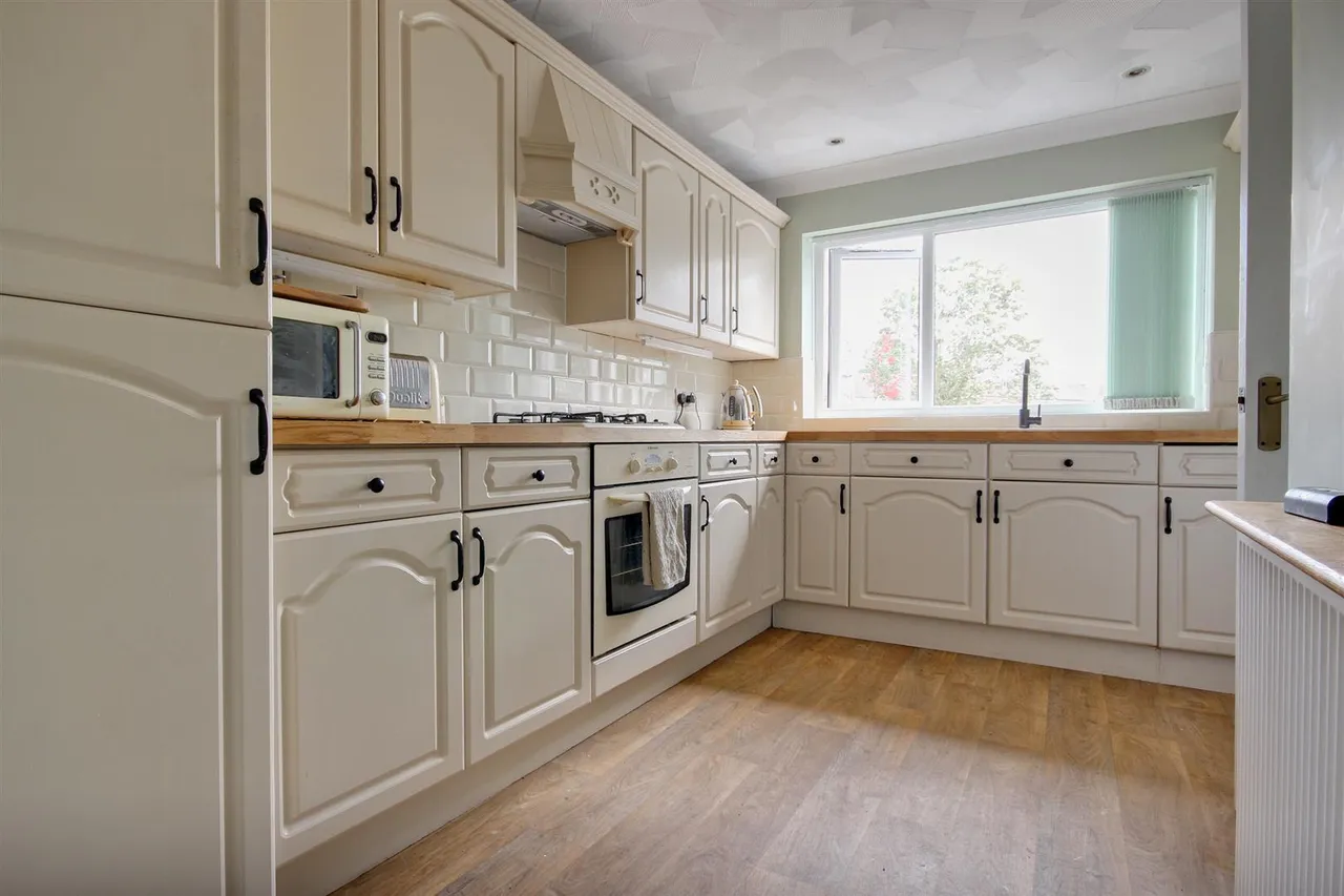 Manor Road, Hull, photo 4