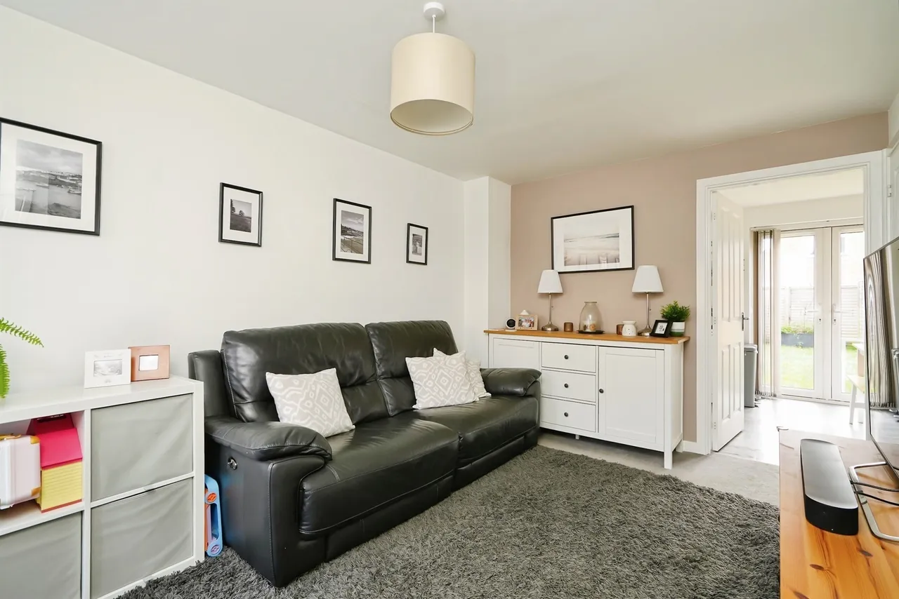 Whitley Close, Grove, OX12, photo 2