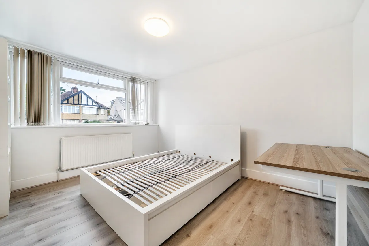 Potter Street, Northwood, HA6, photo 11