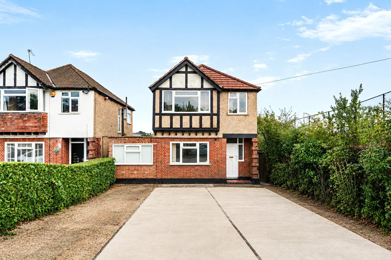3 bed house for sale, Potter Street, Northwood, HA6
