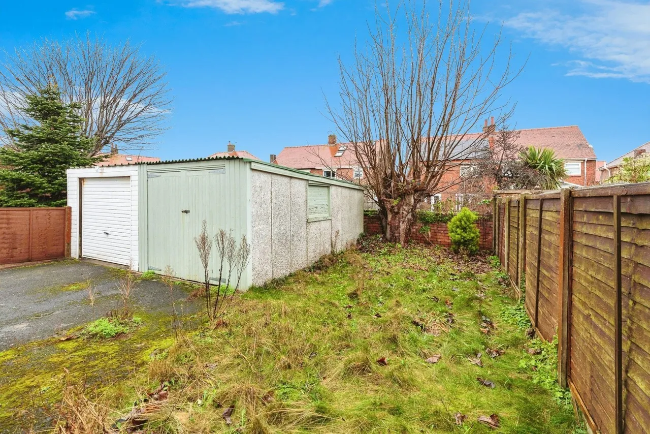 Forshaw Avenue, Lytham St. Annes, FY8, photo 19