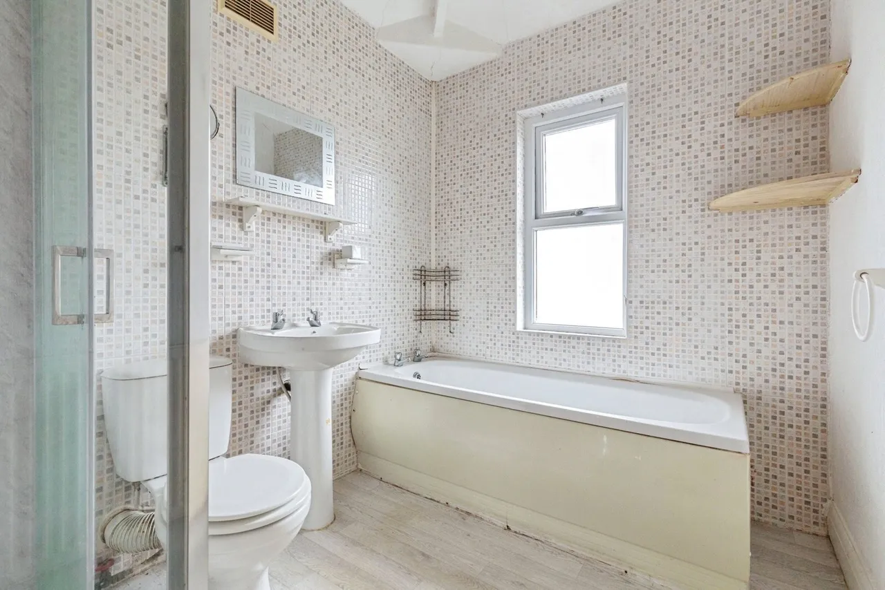 Forshaw Avenue, Lytham St. Annes, FY8, photo 18