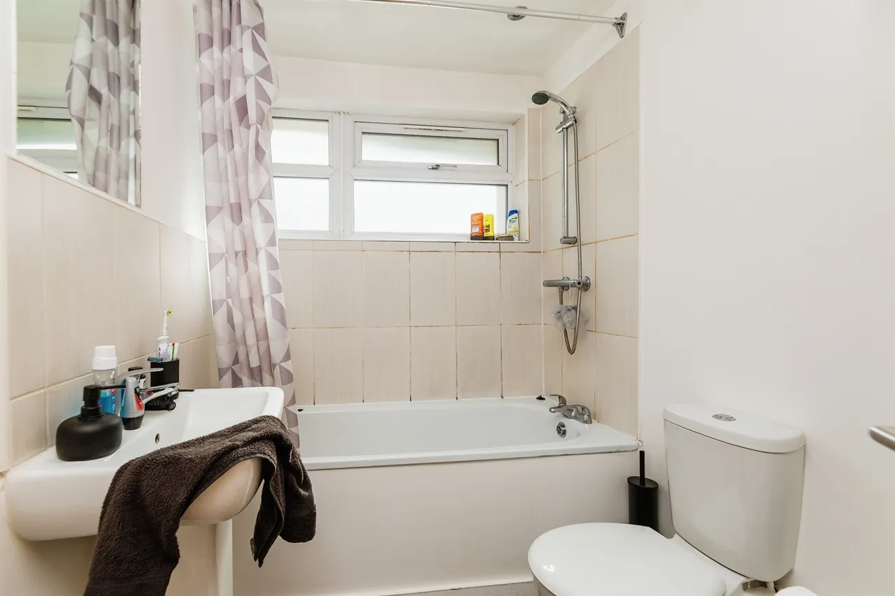Heelis Street, Barnsley, photo 9