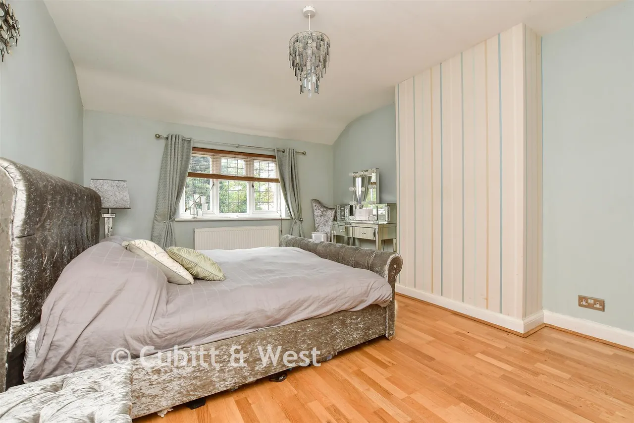 Reigate Road, Epsom, KT17, photo 11