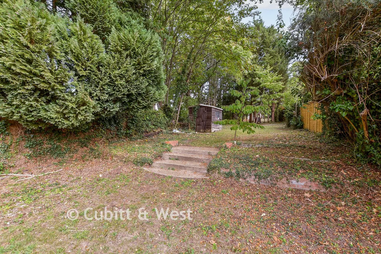 Reigate Road, Epsom, KT17, photo 14