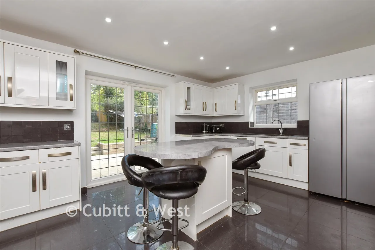 Reigate Road, Epsom, KT17, photo 10