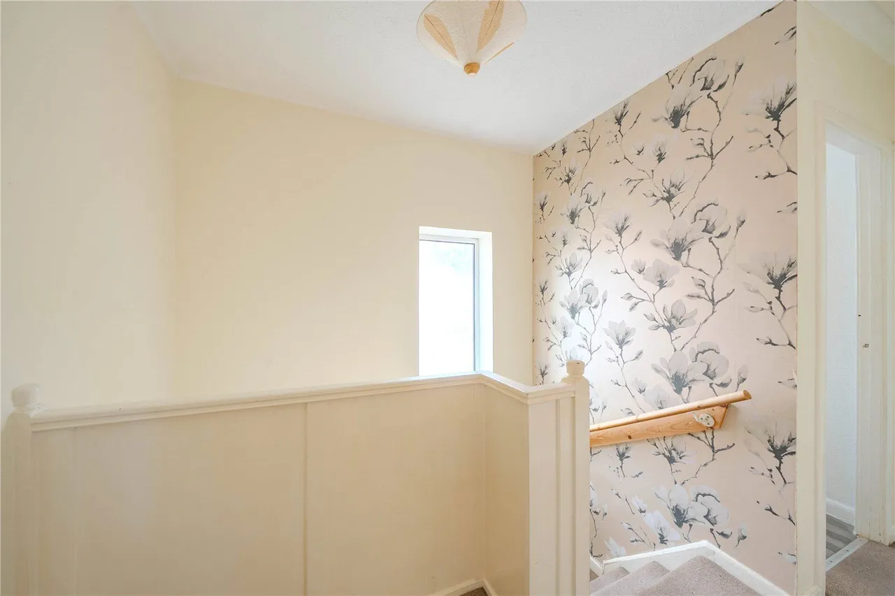 Carr Manor Crescent, Moortown, LS17, photo 14