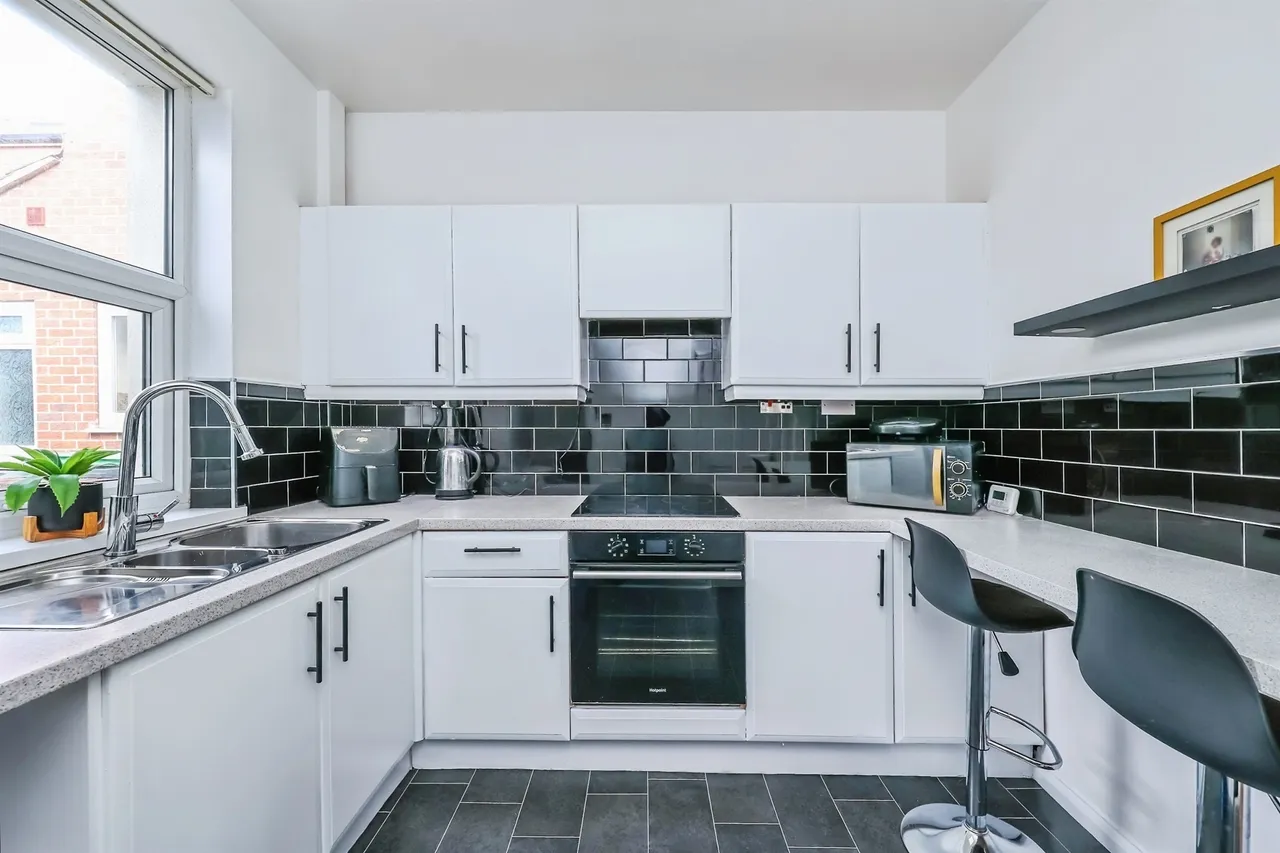 Queen Street, Hucknall, NG15, photo 14