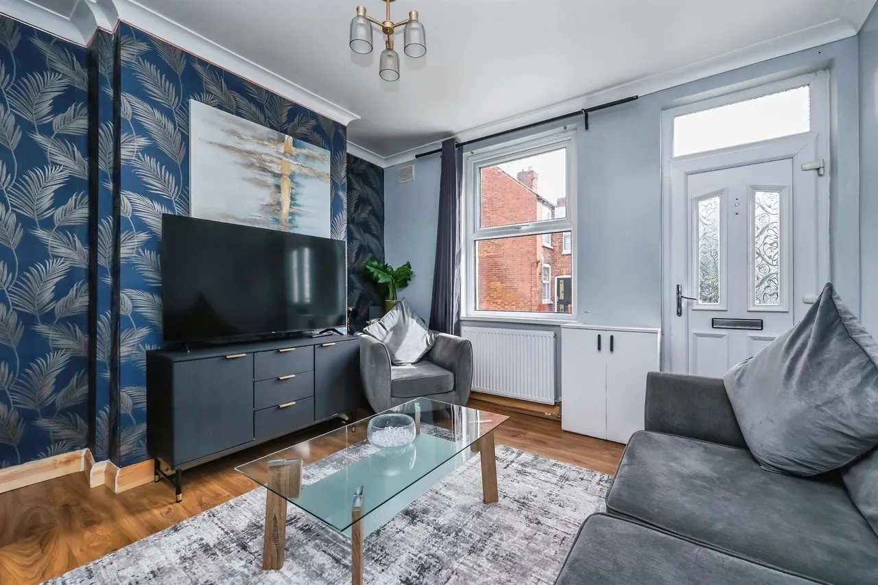 Queen Street, Hucknall, NG15, photo 4
