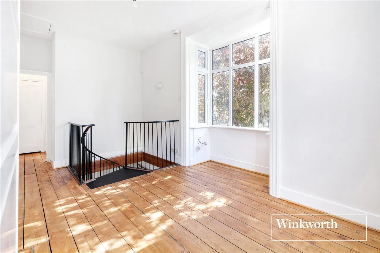 Crescent Road, Finchley, London, N3, photo 8