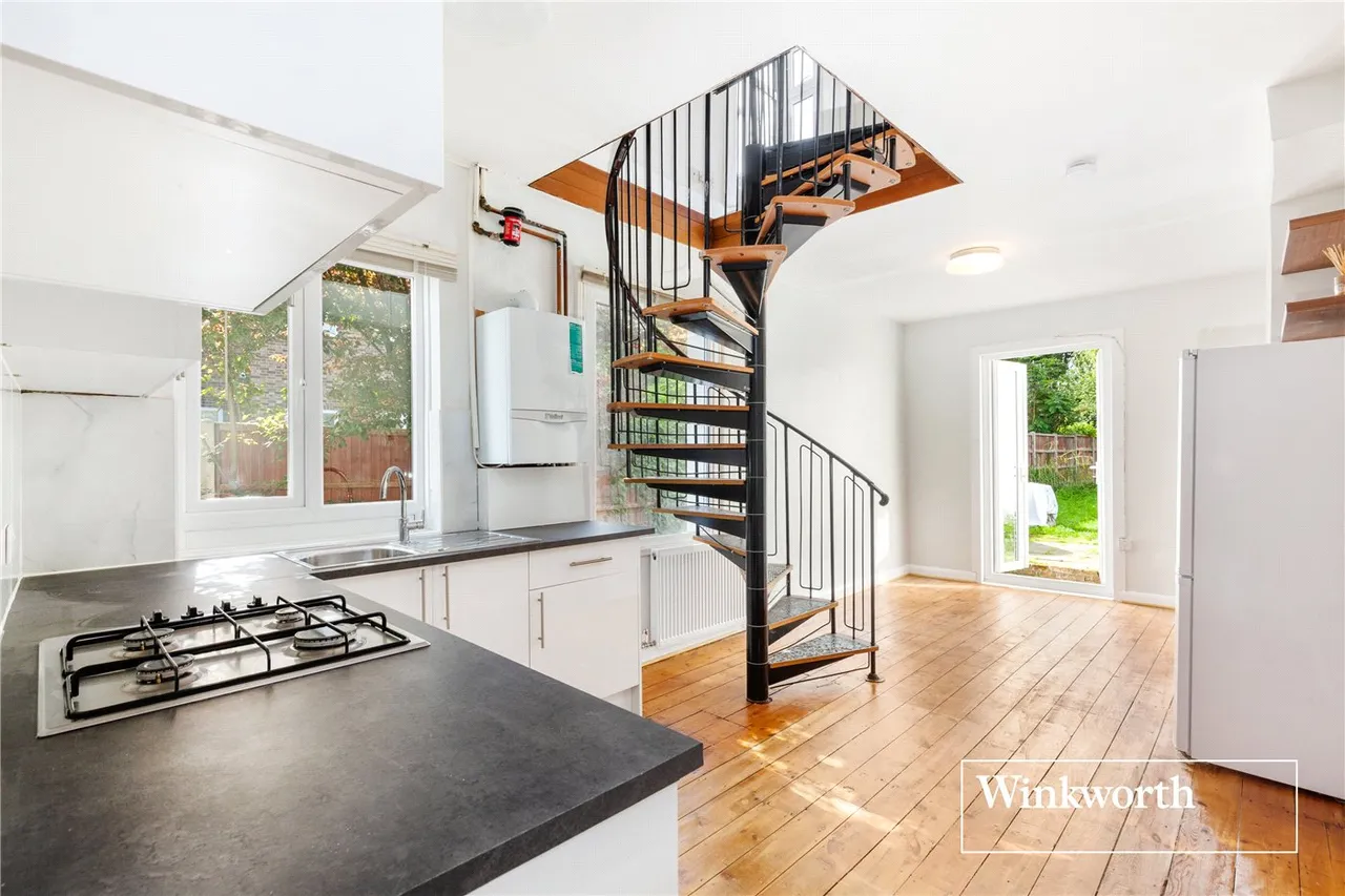 Crescent Road, Finchley, London, N3, photo 2