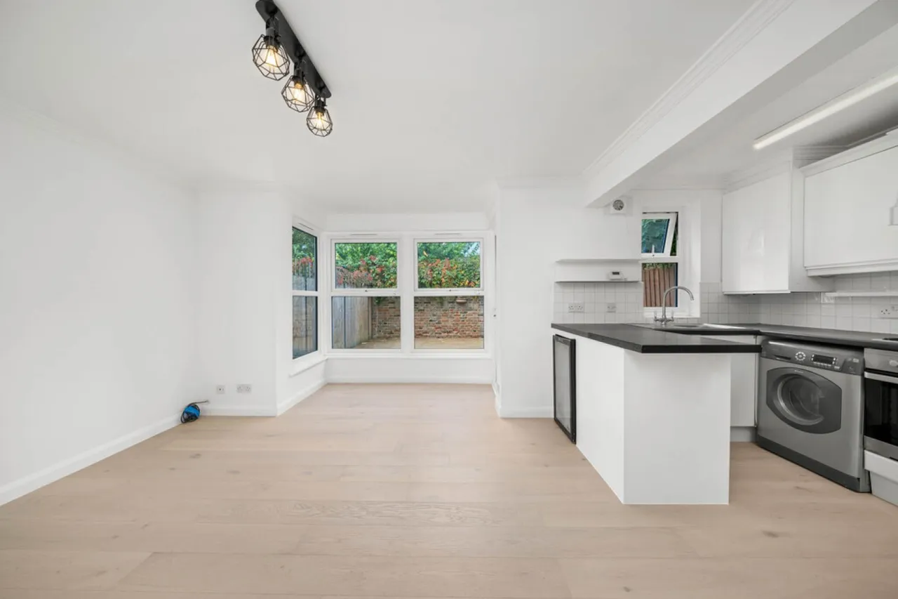 Pooles Lane, Chelsea, SW10, photo 2