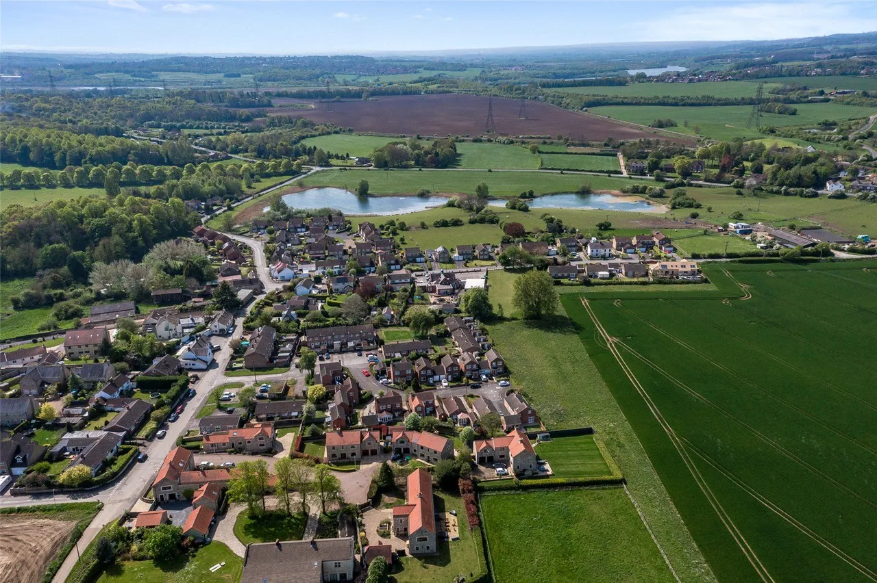 Old Hall Court, Burton Salmon, LS25, photo 20