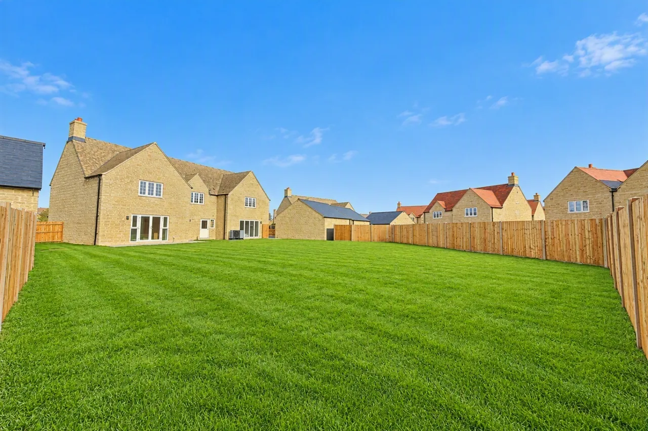 Ampney Meadows, Down Ampney, GL7, photo 3
