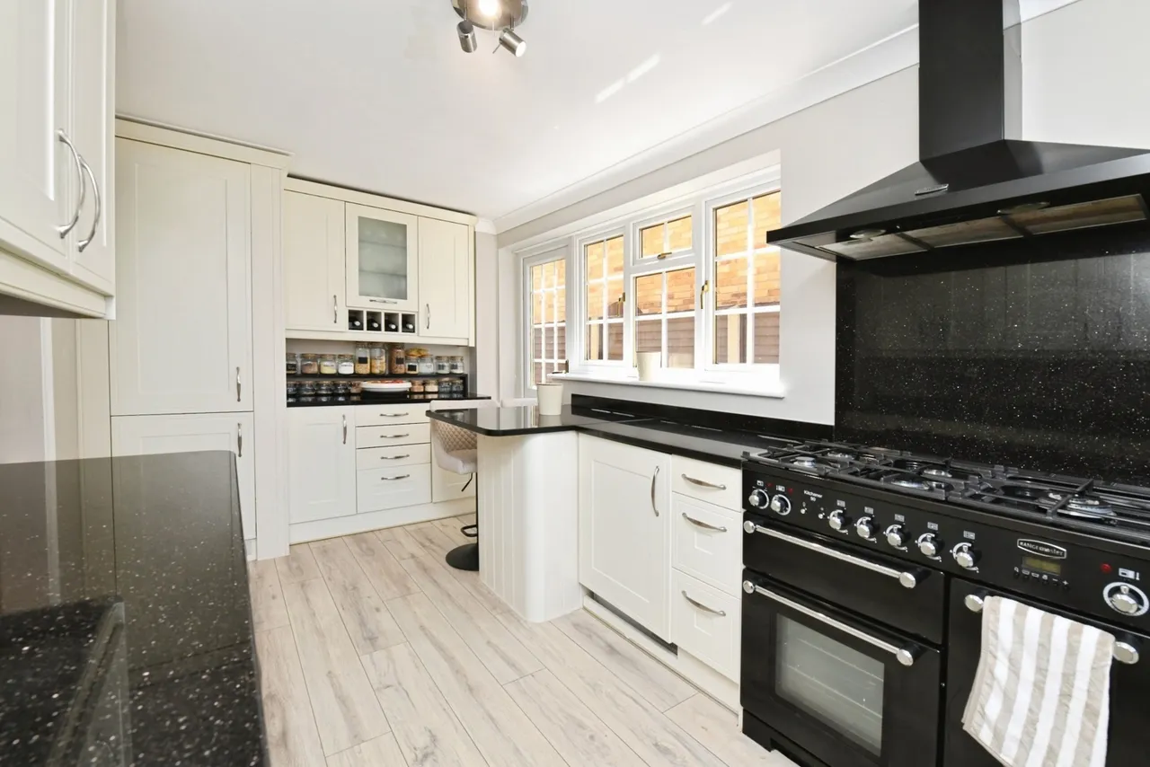 Orchard Drive, Mayland, Chelmsford, Essex, CM3, photo 8
