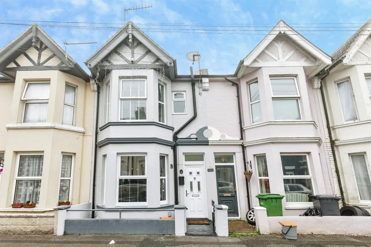 4 bed house for sale — Grove Road, Hastings