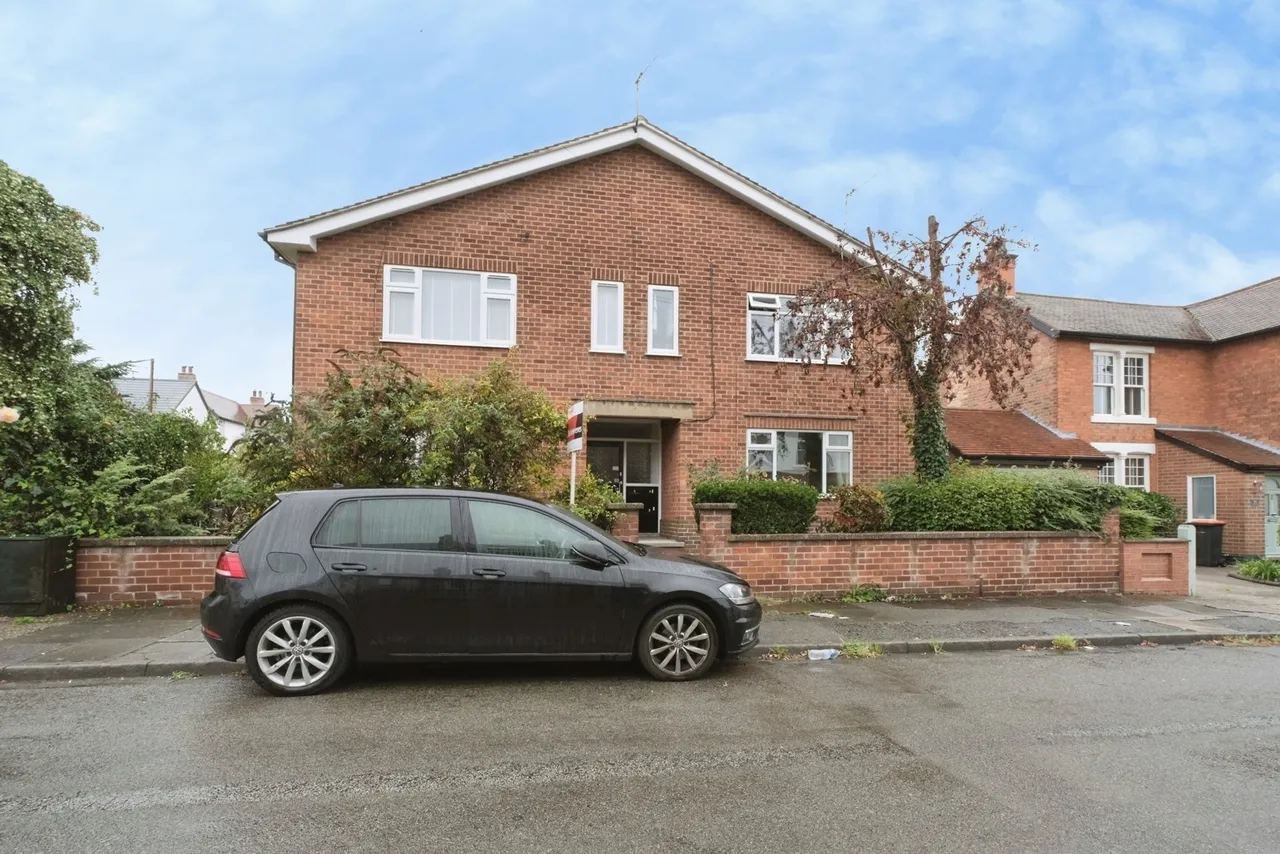 2 bed flat for sale, Enfield Street, Beeston, NG9