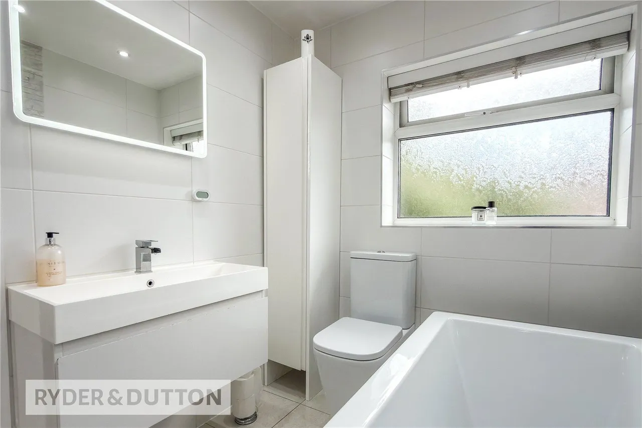 Wharfedale Avenue, Moston, M40, photo 15