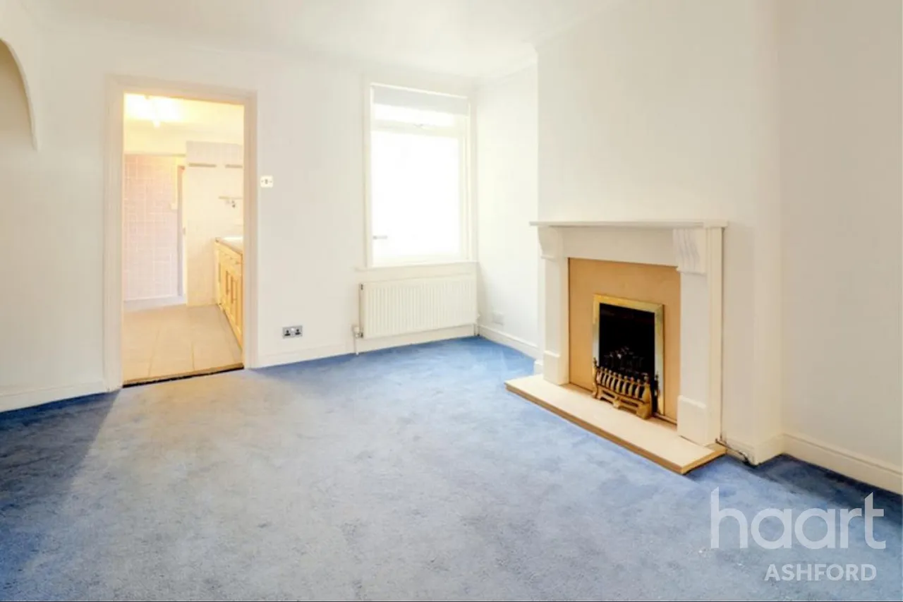 Cudworth Road, TN24, photo 3