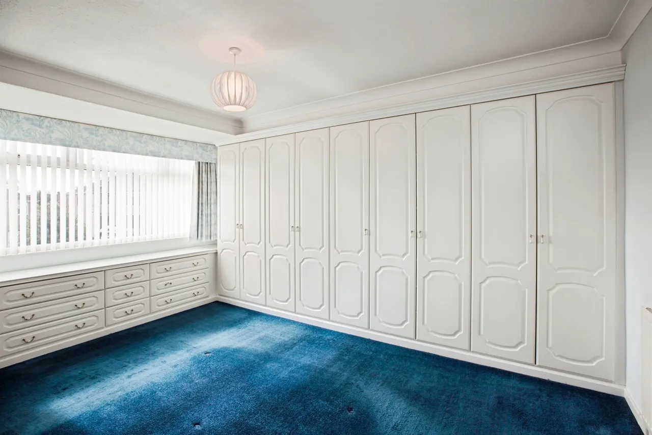 Illingworth Drive, Halifax, photo 8