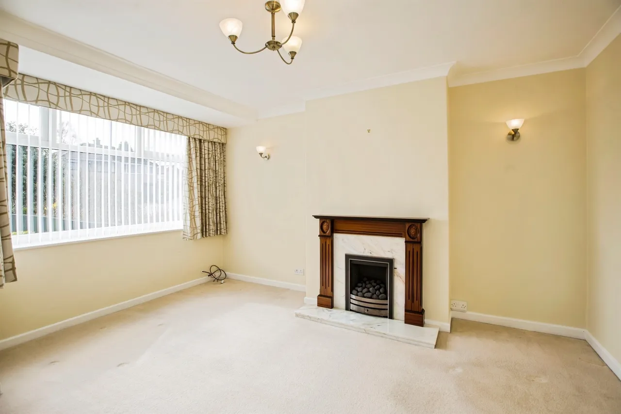 Illingworth Drive, Halifax, photo 2