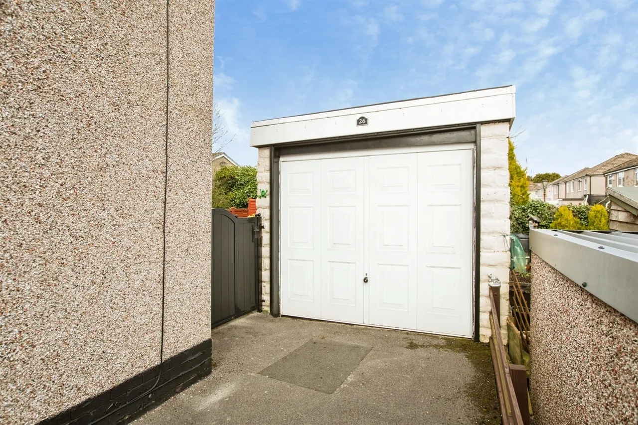 Illingworth Drive, Halifax, photo 4