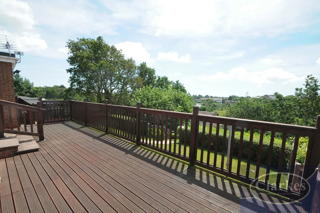 Heathfield Avenue, Wallisdown, photo 13