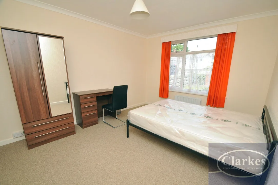 Heathfield Avenue, Wallisdown, photo 5