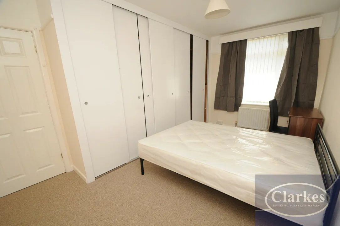 Heathfield Avenue, Wallisdown, photo 7