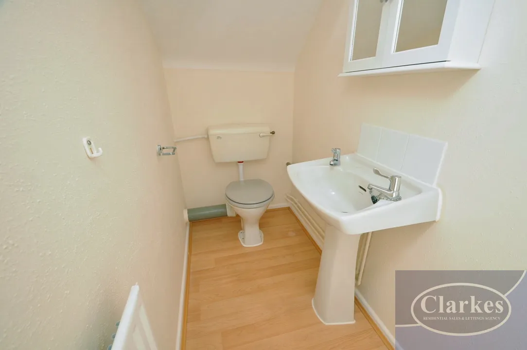 Heathfield Avenue, Wallisdown, photo 10