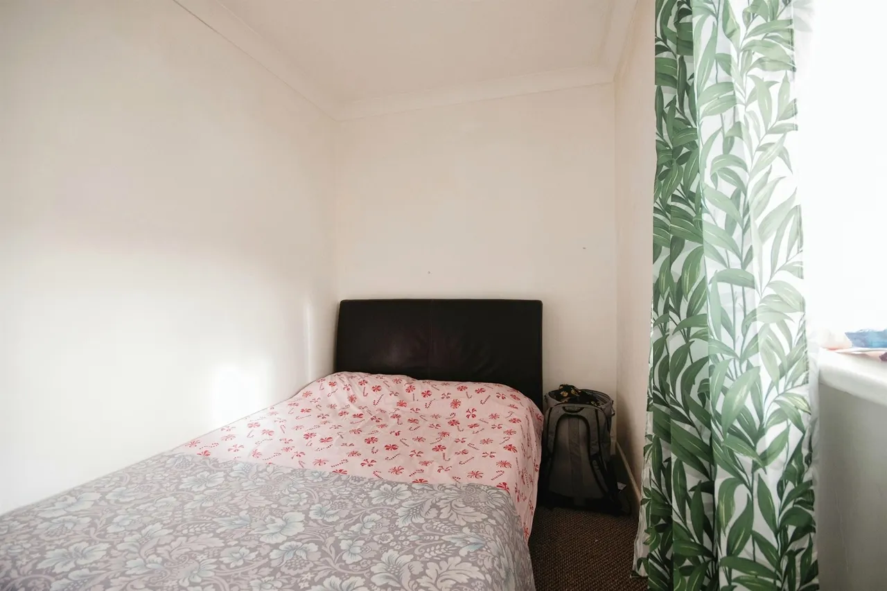 Wimborne Road, Bournemouth, photo 10