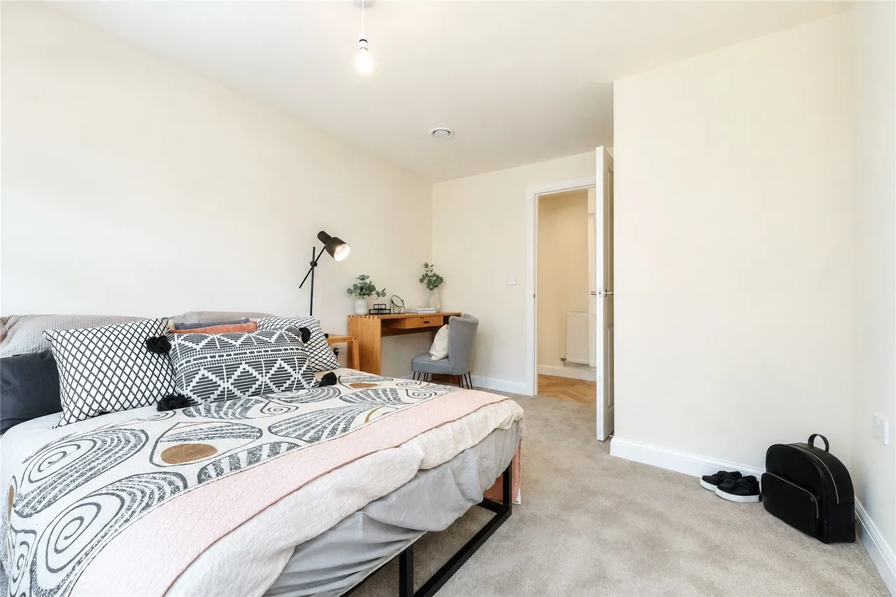 Huntingdon Road, Cambridge, CB3, photo 10