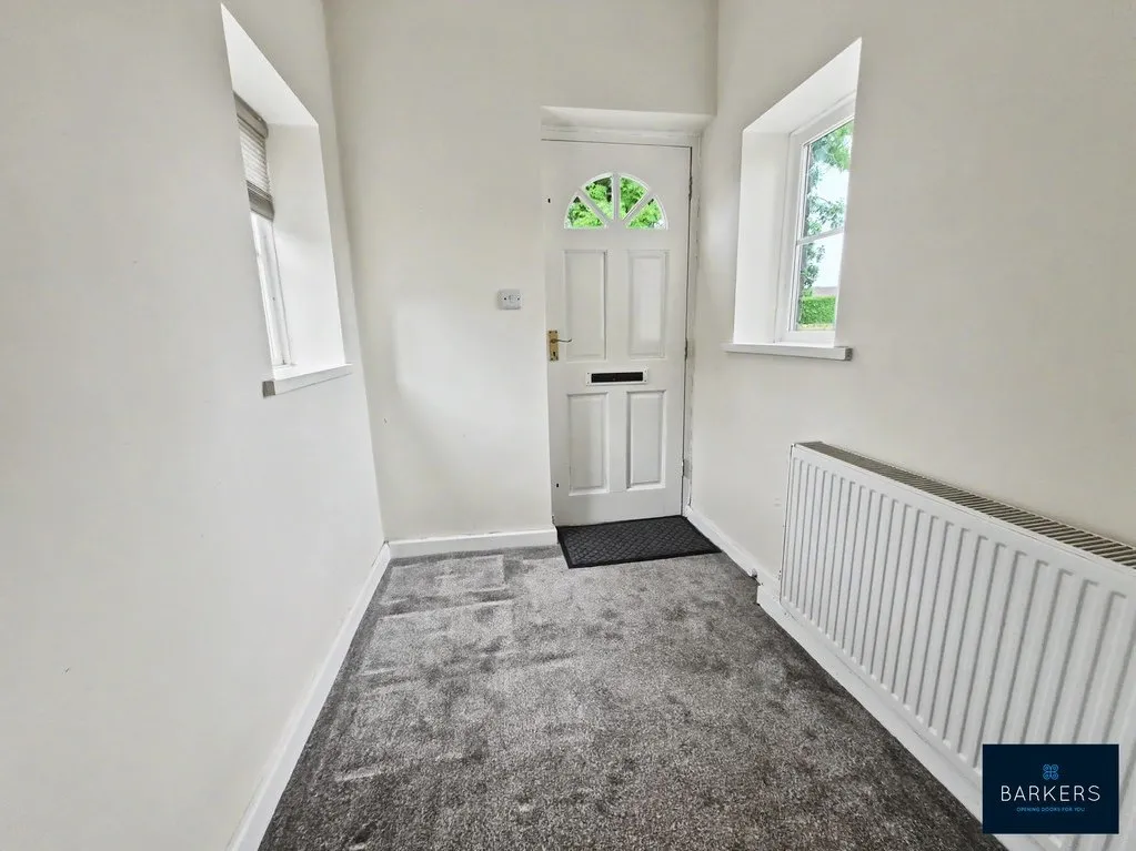 Elizabeth Avenue Wyke, Bradford BD12 8NF, photo 9
