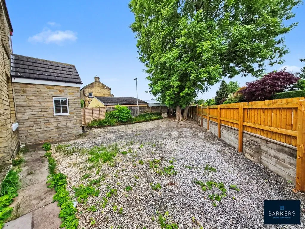 Elizabeth Avenue Wyke, Bradford BD12 8NF, photo 14