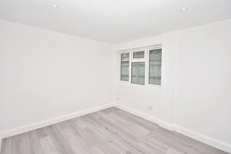 Rothschild Road, Wing, LU7, photo 9