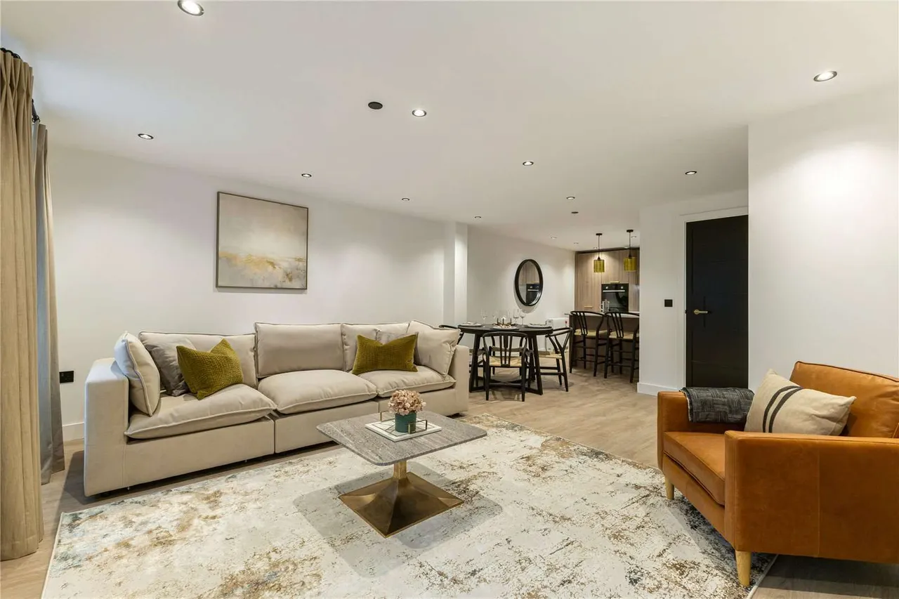 Brewers Quay, Hope Square, Weymouth, Dorset, DT4 8TR, photo 2