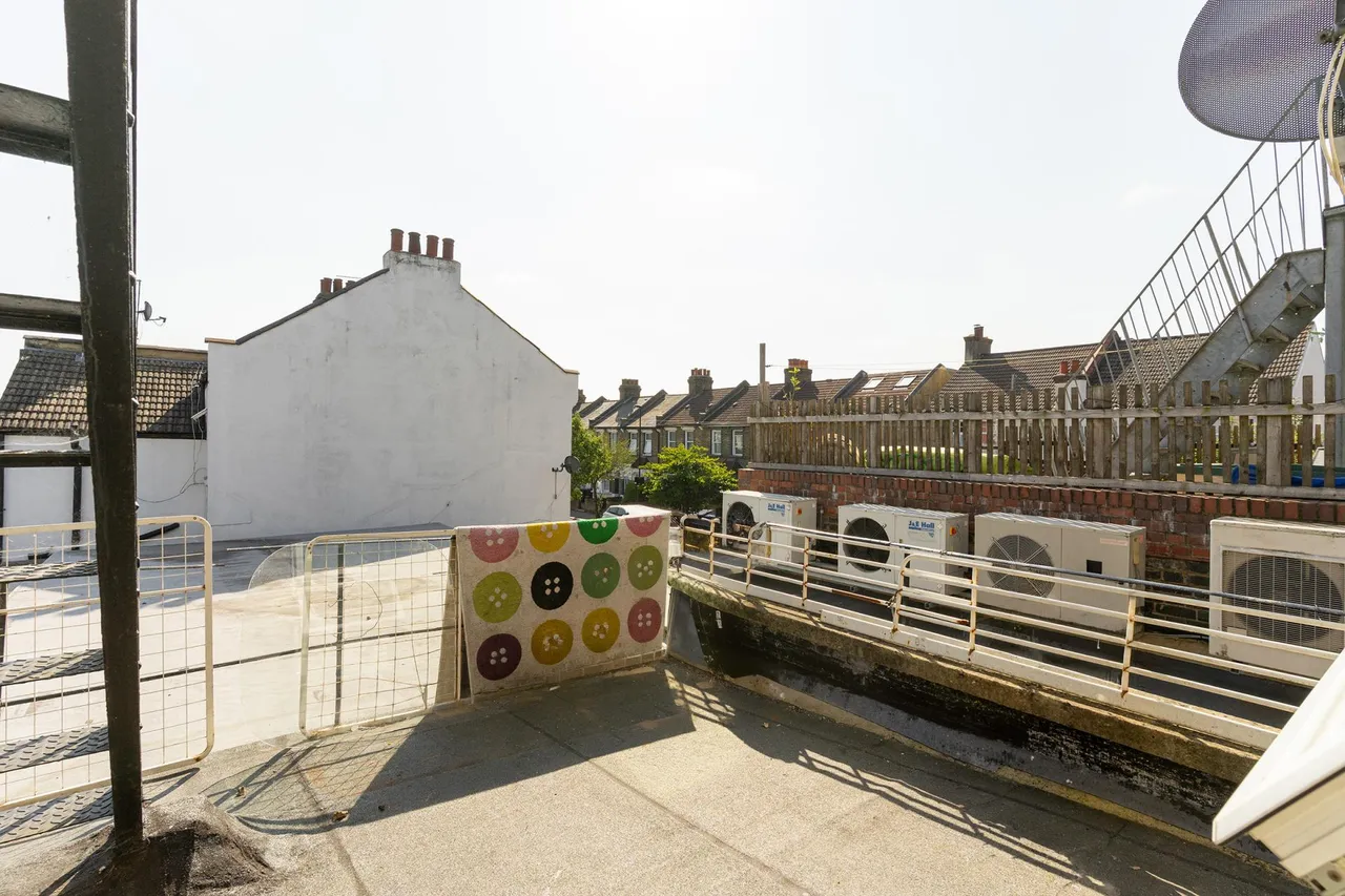Portland Road, South Norwood, SE25, photo 9